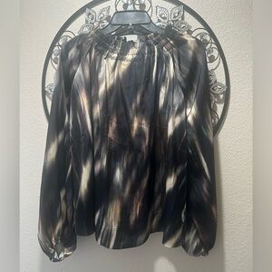 H&M Balloon-Sleeved Blouse